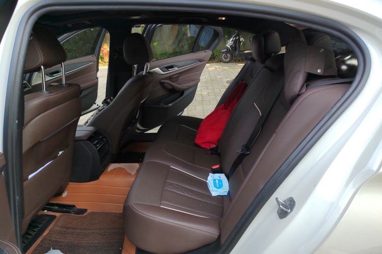 Used BMW 5 Series 2021 530Li Leading Model M Sport Package Left Rear Seat