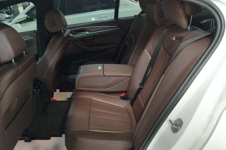 Used BMW 5 Series 2021 530Li Leading Model M Sport Package Left Rear Seat