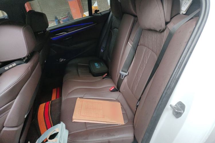 Used BMW 5 Series 2021 530Li Luxury Edition M Sport Package Left Rear Seat