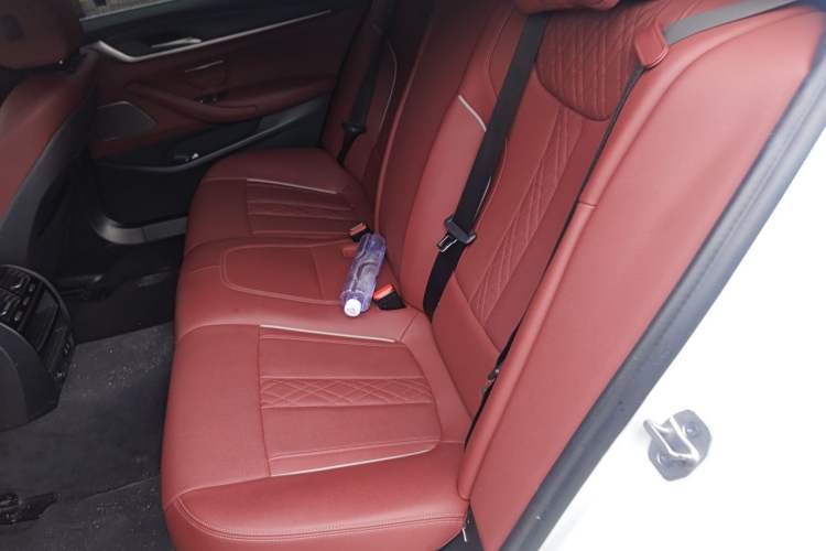 Used BMW 5 Series 2021 530Li Leading Model M Sport Package Left Rear Seat