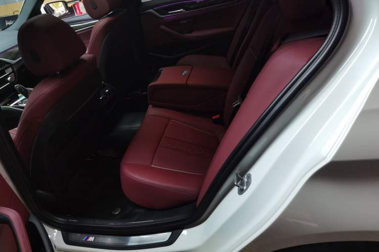 Used BMW 5 Series 2021 Facelifted 525Li M Sport Package Left Rear Seat