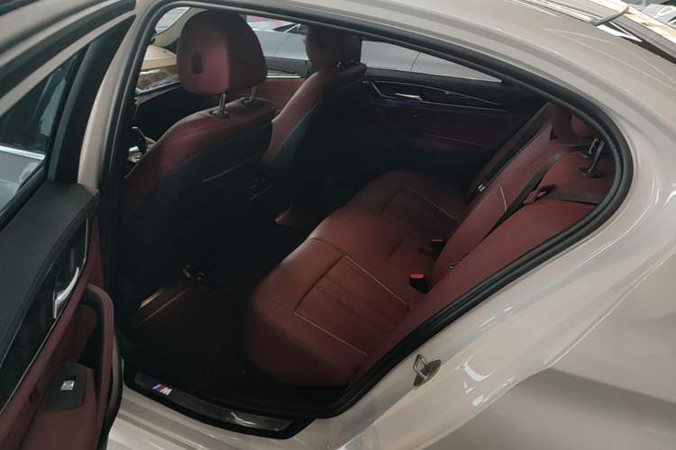 Used BMW 5 Series 2021 525Li M Sport Package Left Rear Seat