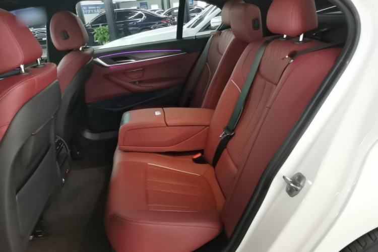 Used BMW 5 Series 2021 530Li Leading Model M Sport Package Left Rear Seat