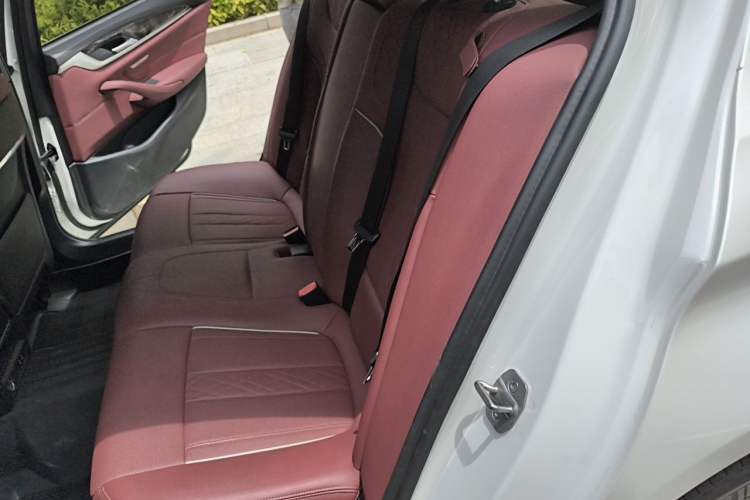 Used BMW 5 Series 2021 525Li M Sport Package Left Rear Seat