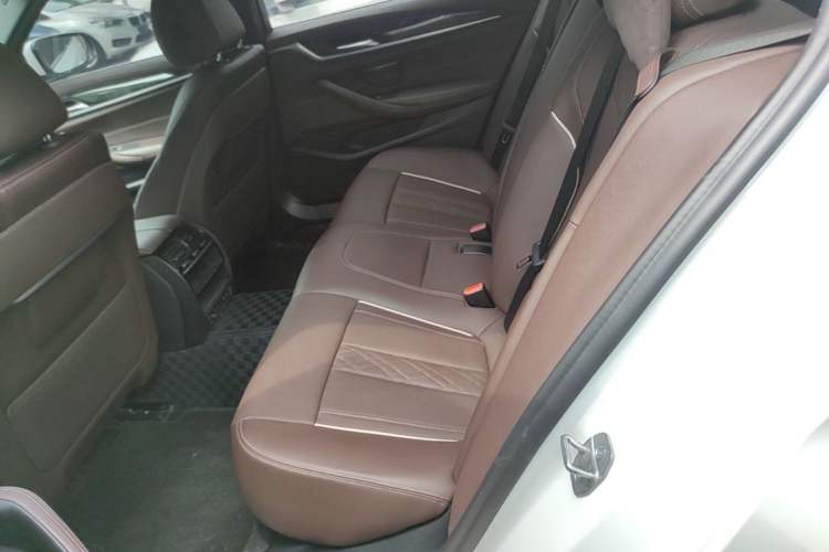 Used BMW 5 Series 2021 Facelifted 525Li M Sport Package Left Rear Seat
