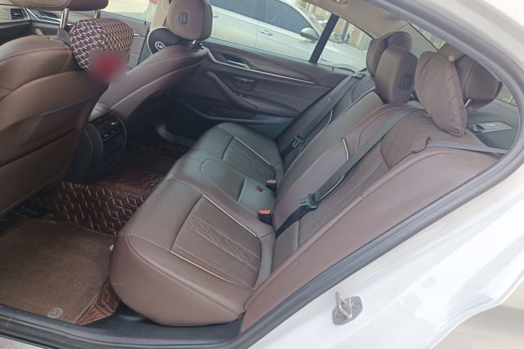 Used BMW 5 Series 2021 Restyled 530Li Leading Edition Luxury Package Left Rear Seat