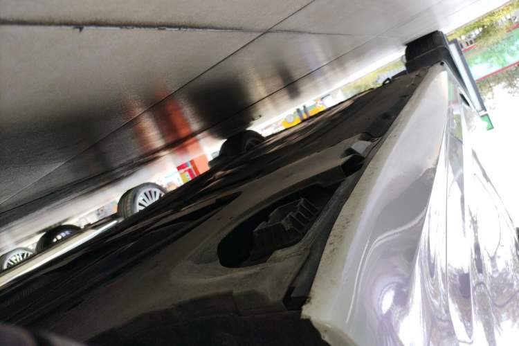 Used BMW 5 Series 2021 525Li M Sport Package Left Side Sill