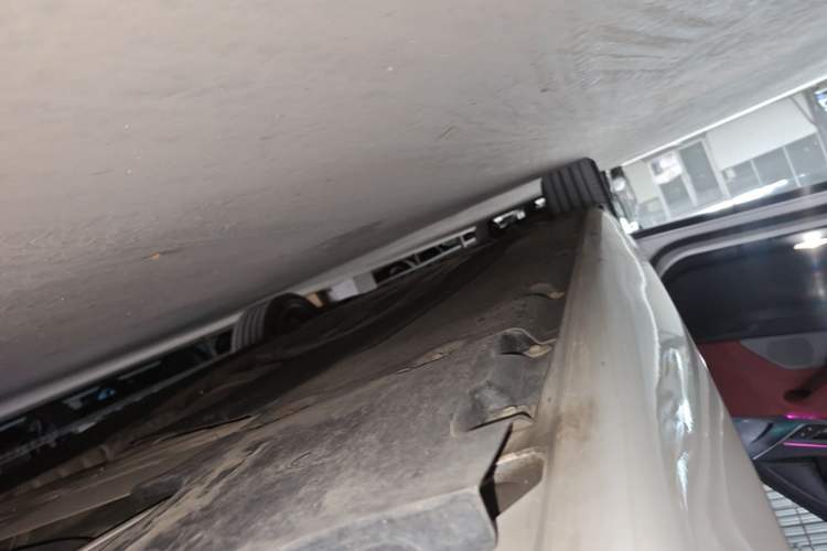 Used BMW 5 Series 2021 530Li Leading Model M Sport Package Left Side Sill