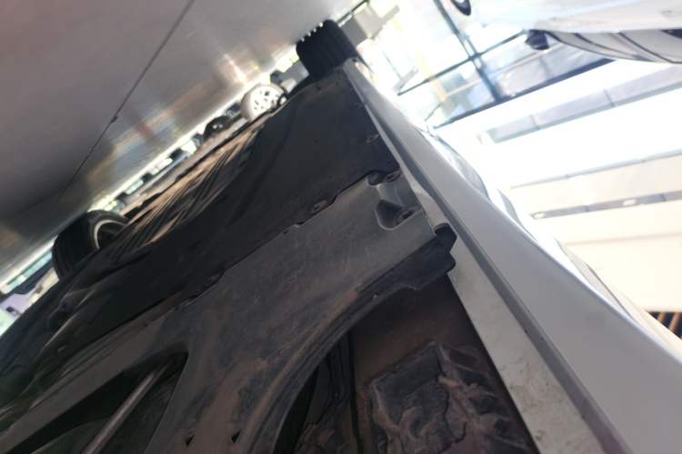 Used BMW 5 Series 2021 525Li Luxury Package Left Side Sill