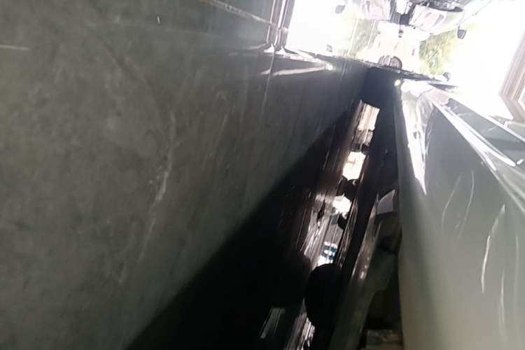 Used BMW 5 Series 2021 530Li Leading Model M Sport Package Left Side Sill