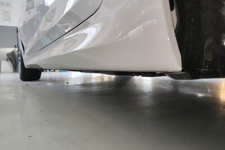 Used BMW 5 Series 2021 525i M Sport Package Left Side Sill