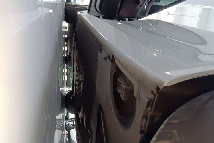Used BMW 5 Series 2021 525Li M Sport Package Left Side Sill
