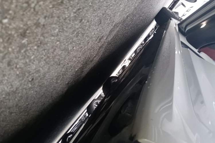 Used BMW 5 Series 2021 530Li Leading Model M Sport Package Left Side Sill