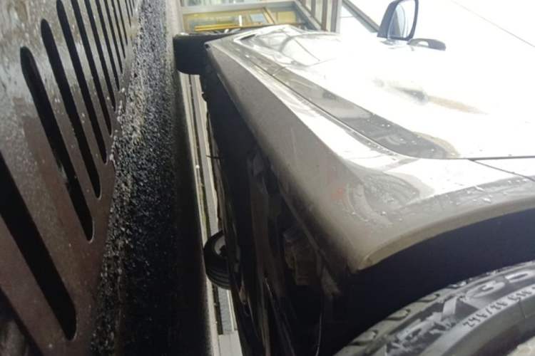 Used BMW 5 Series 2021 530Li Leading Model M Sport Package Left Side Sill