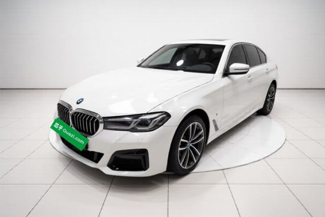 Ojetý BMW 5 Series 2021 525Li M Sport Package