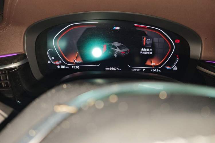 Used BMW 5 Series 2021 525Li M Sport Package Odometer Close Up