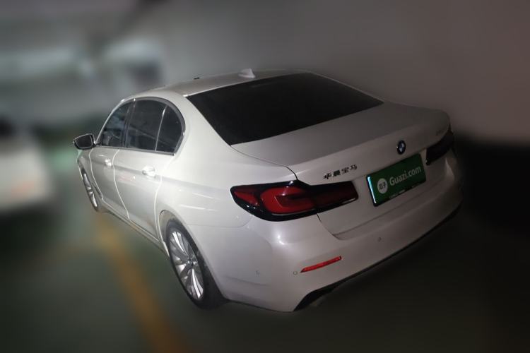 Used BMW 5 Series 2021 525Li Luxury Package Rear Left 45 Deg