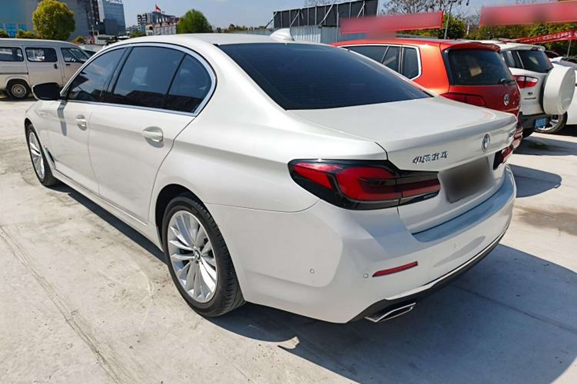 Used BMW 5 Series 2021 Updated Version 525Li Luxury Package Rear Left 45 Deg