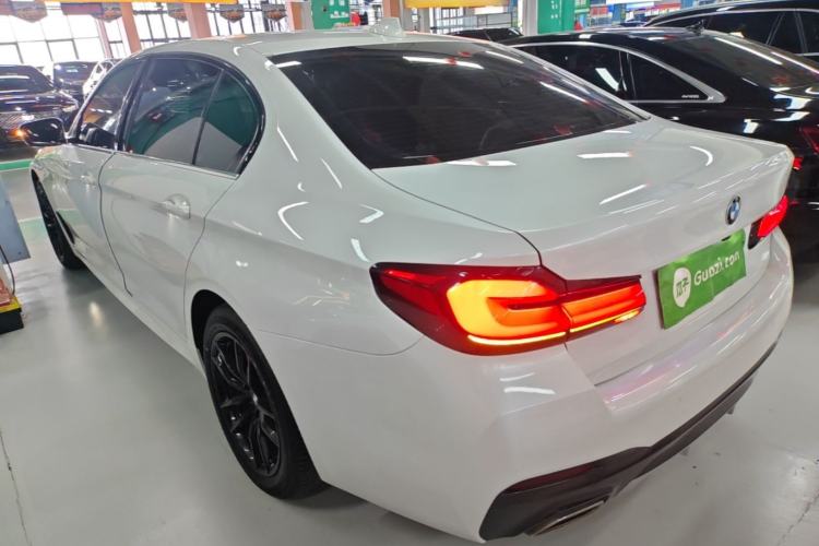 Used BMW 5 Series 2021 Facelifted 525Li M Sport Package Rear Left 45 Deg