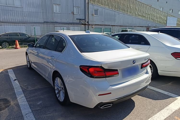 Used BMW 5 Series 2021 525Li Luxury Package Rear Left 45 Deg