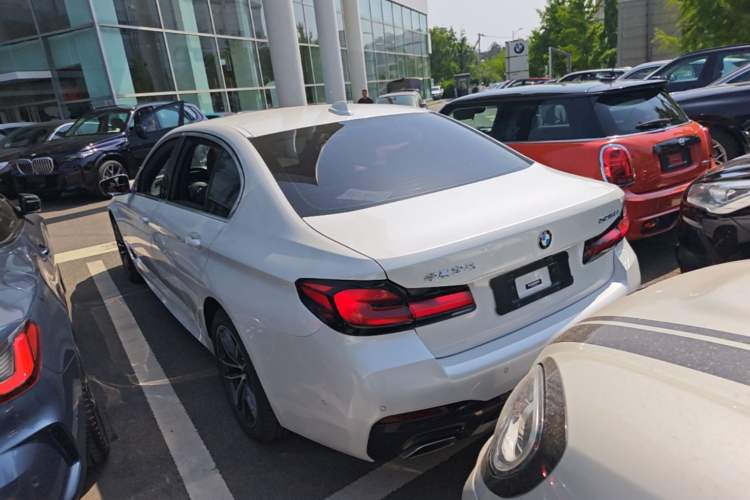 Used BMW 5 Series 2021 525Li M Sport Package Rear Left 45 Deg