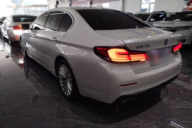 Used BMW 5 Series 2021 Updated Version 525Li Luxury Package Rear Left 45 Deg