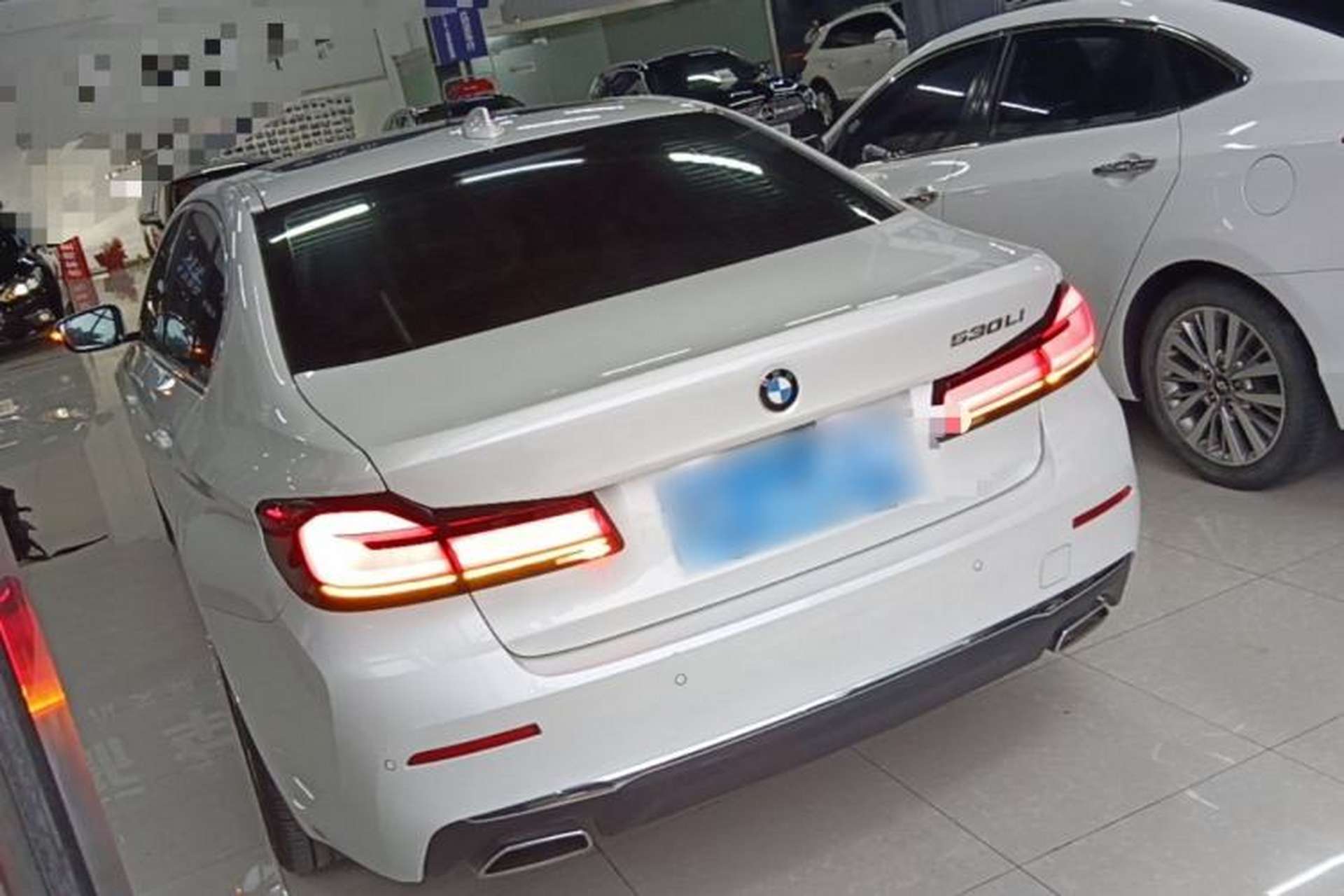 Used BMW 5 Series 2021 530Li Leading Luxury Package Rear Left 45 Deg
