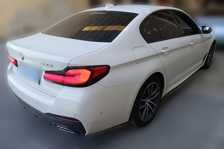 Used BMW 5 Series 2021 525i M Sport Package Rear Right 45 Deg