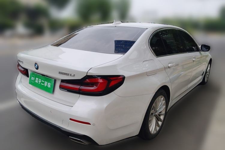 Used BMW 5 Series 2021 525Li Luxury Package Rear Right 45 Deg