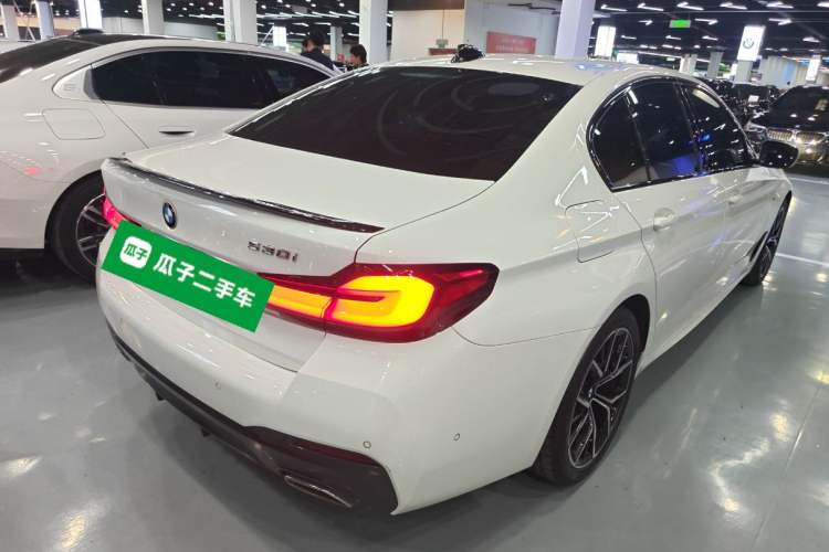 Used BMW 5 Series 2021 530i M Sport Package Rear Right 45 Deg