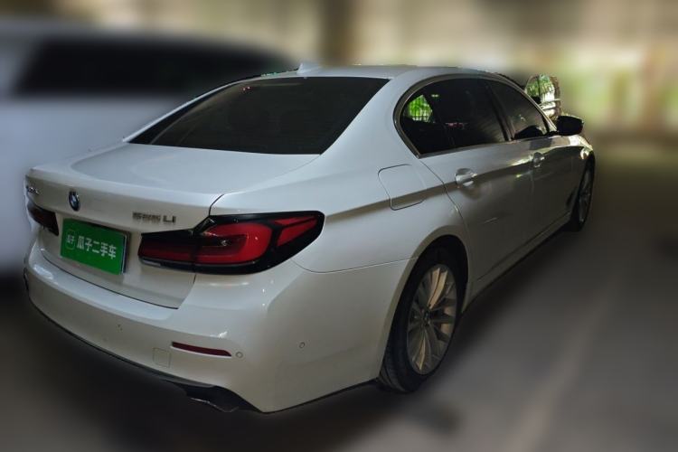 Used BMW 5 Series 2021 525Li Luxury Package Rear Right 45 Deg