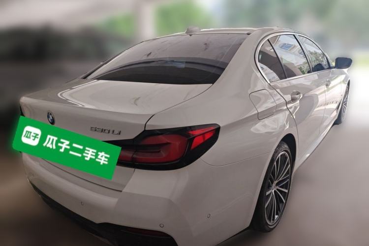 Used BMW 5 Series 2021 Facelifted 530Li Leading Edition M Sport Package Rear Right 45 Deg