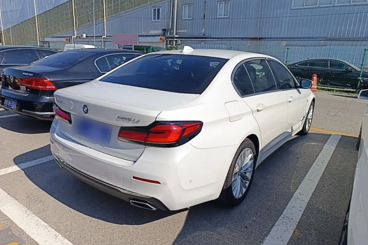 Used BMW 5 Series 2021 525Li Luxury Package Rear Right 45 Deg