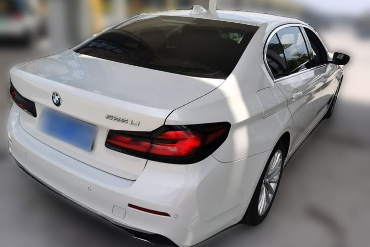 Used BMW 5 Series 2021 Updated Version 525Li Luxury Package Rear Right 45 Deg