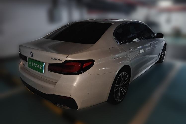 Used BMW 5 Series 2021 530Li xDrive Luxury Package Rear Right 45 Deg