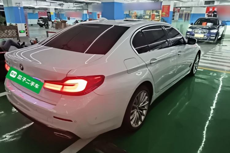 Used BMW 5 Series 2021 530Li Luxury Edition Premium Package Rear Right 45 Deg