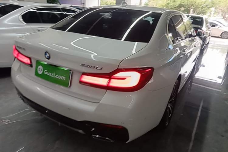 Used BMW 5 Series 2021 530Li Leading Model M Sport Package Rear Right 45 Deg