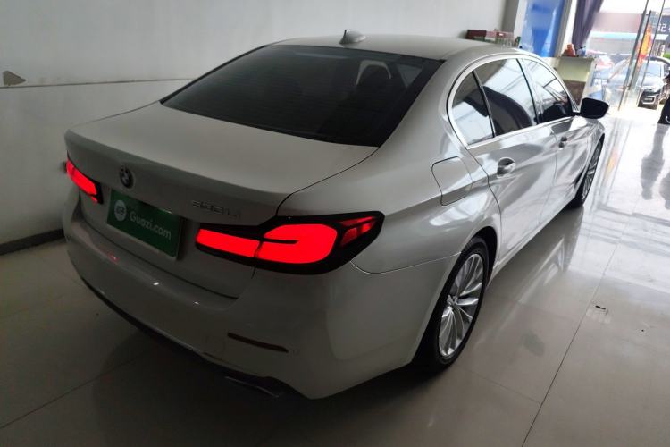 Used BMW 5 Series 2021 525Li Luxury Package Rear Right 45 Deg