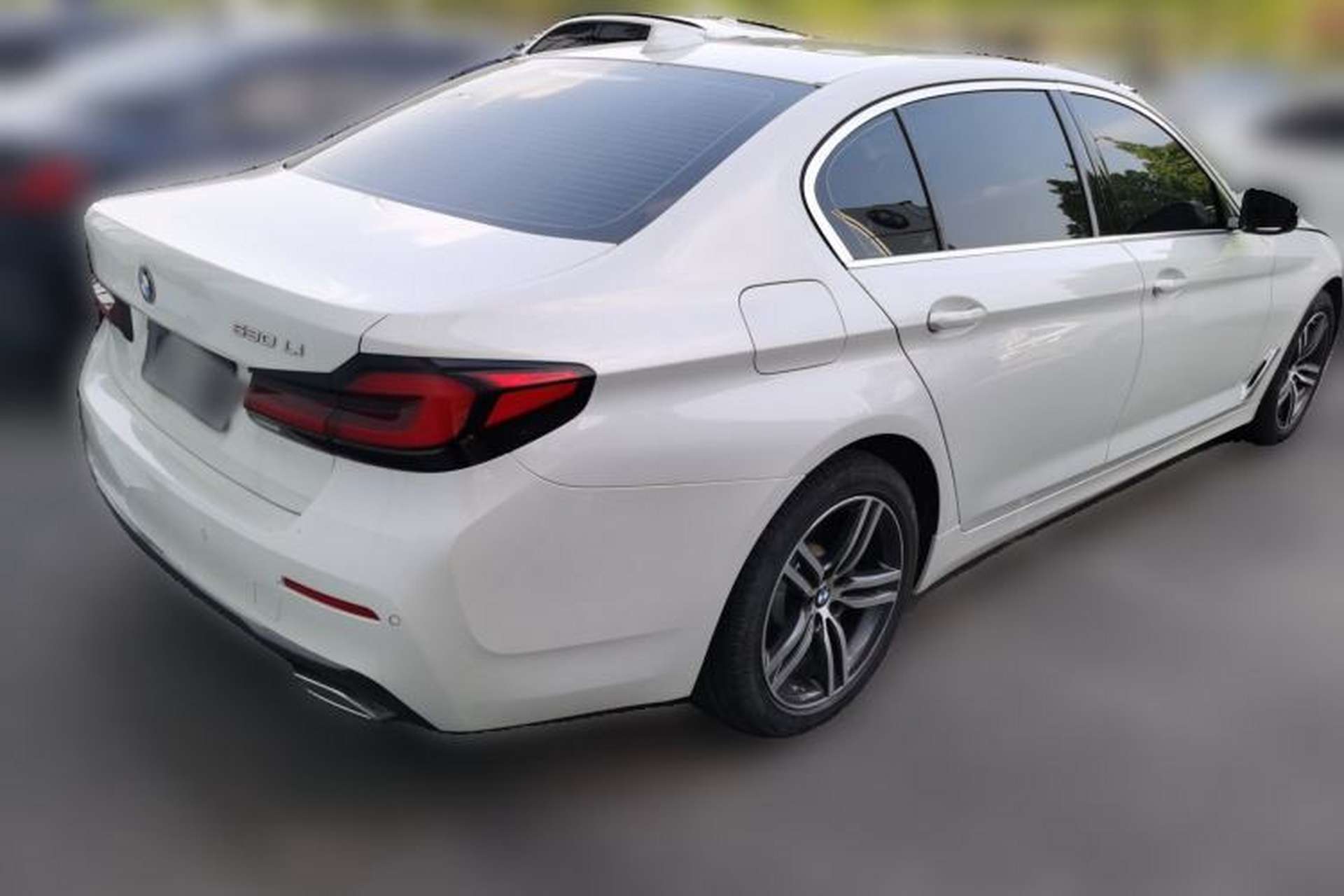 Used BMW 5 Series 2021 530Li Leading Luxury Package Rear Right 45 Deg