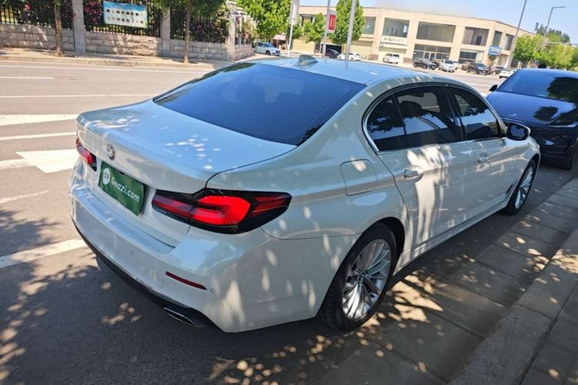 Used BMW 5 Series 2021 525Li Luxury Package Rear Right 45 Deg