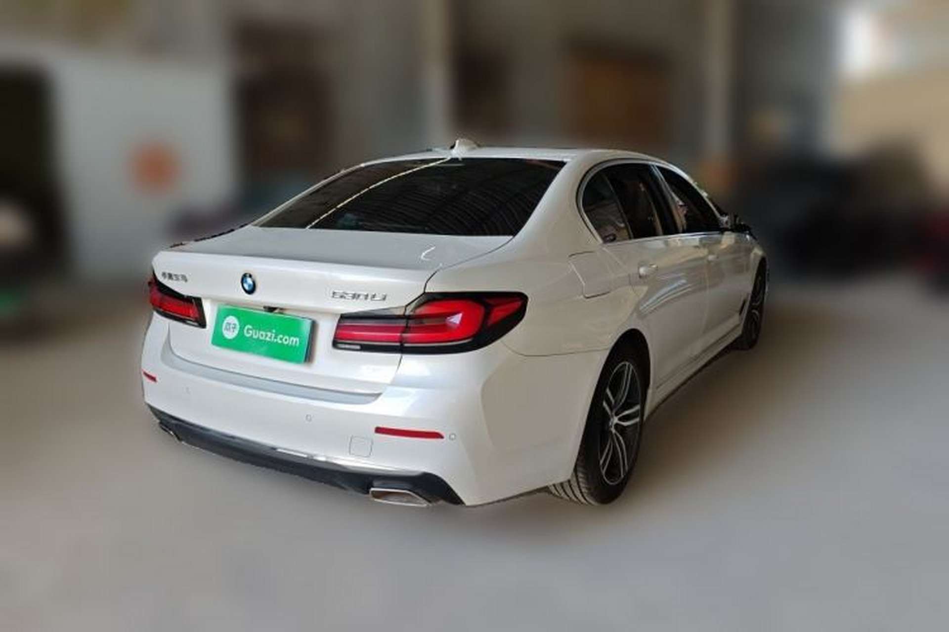 Used BMW 5 Series 2021 530Li Leading Luxury Package Rear Right 45 Deg