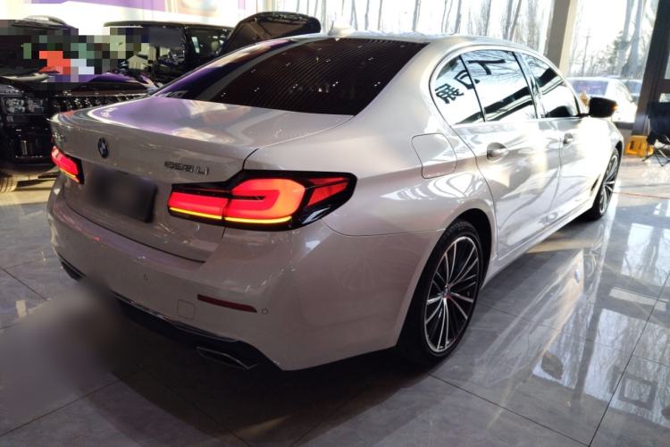 Used BMW 5 Series 2021 Updated Version 525Li Luxury Package Rear Right 45 Deg