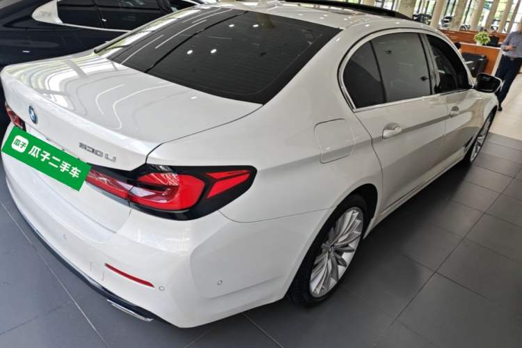 Used BMW 5 Series 2021 530Li Luxury Edition Premium Package Rear Right 45 Deg