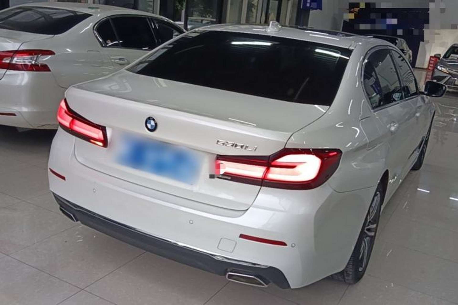 Used BMW 5 Series 2021 530Li Leading Luxury Package Rear Right 45 Deg