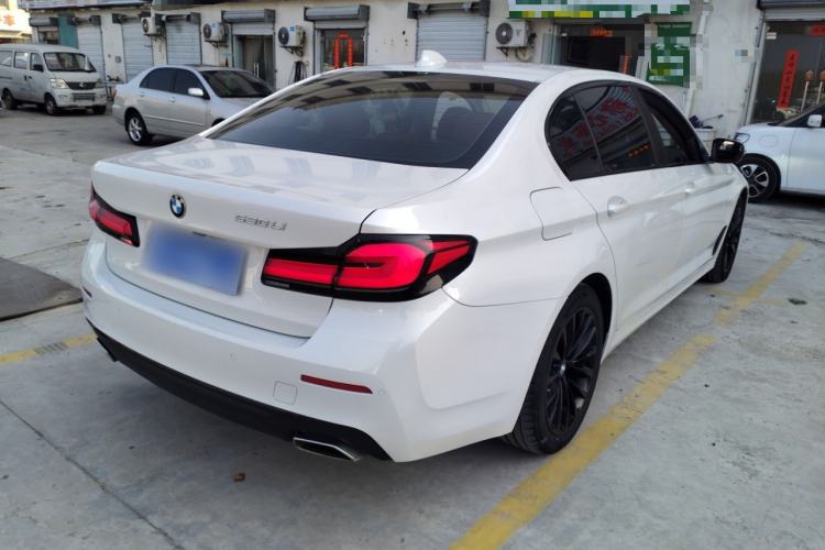 Used BMW 5 Series 2021 525Li Luxury Package Rear Right 45 Deg
