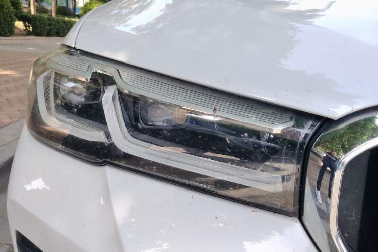 Used BMW 5 Series 2021 530Li Executive M Sport Package Right Front Headlight