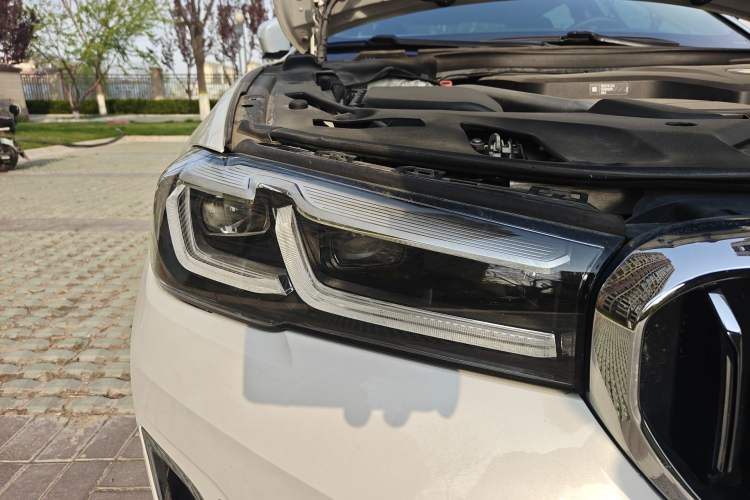 Used BMW 5 Series 2021 530Li xDrive Luxury Package Right Front Headlight
