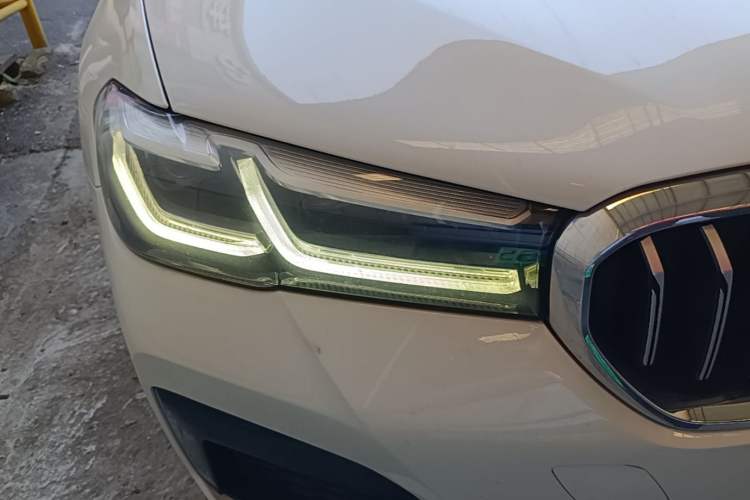 Used BMW 5 Series 2021 525i M Sport Package Right Front Headlight