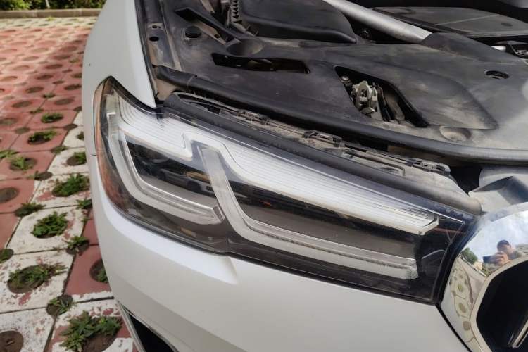 Used BMW 5 Series 2021 530Li Luxury Edition Premium Package Right Front Headlight