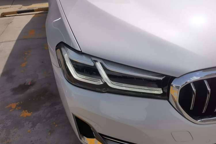 Used BMW 5 Series 2021 Updated Version 525Li Luxury Package Right Front Headlight
